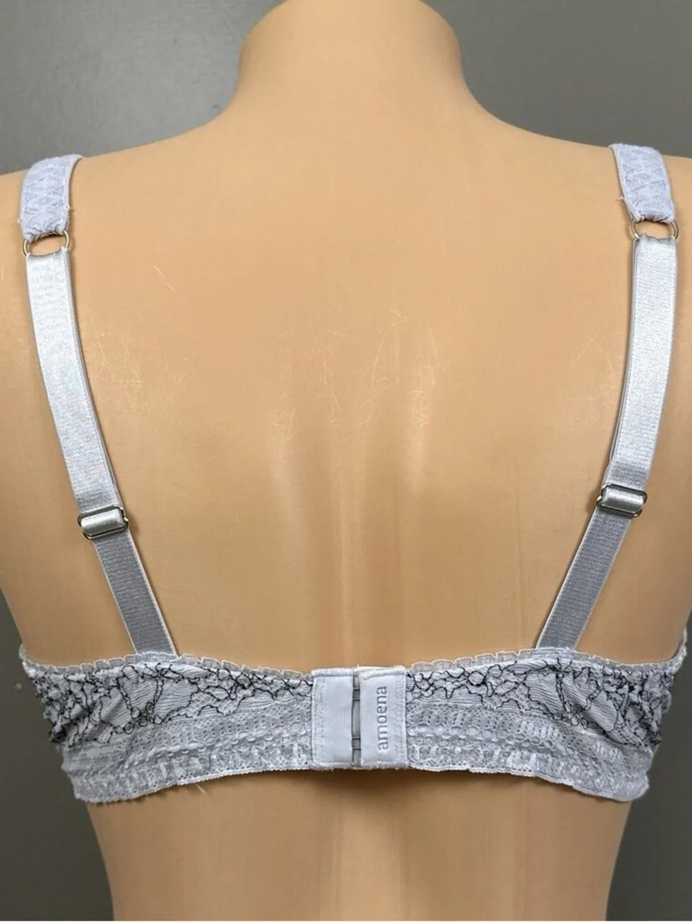 Classic Lace Underwire Bra in Light Blue